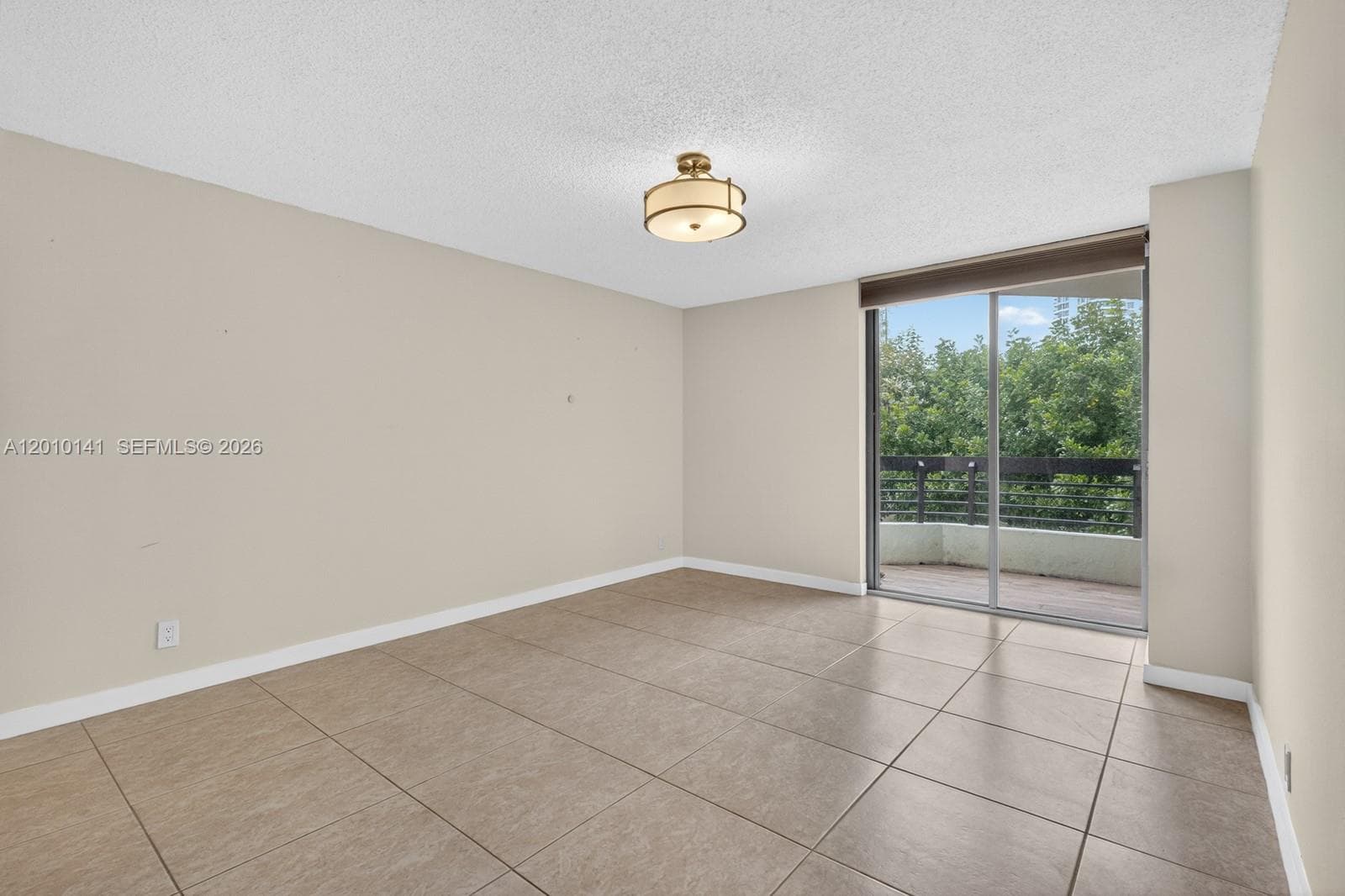 3500 Mystic Pointe Dr 302 photo 13