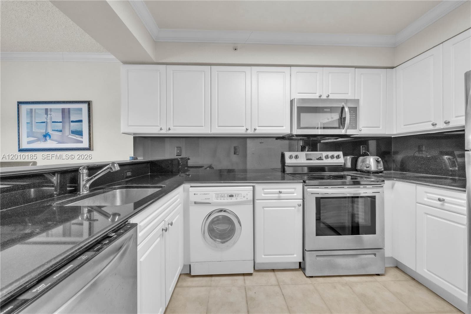 2501 Ocean Dr 727(Available Nov 01) photo 14