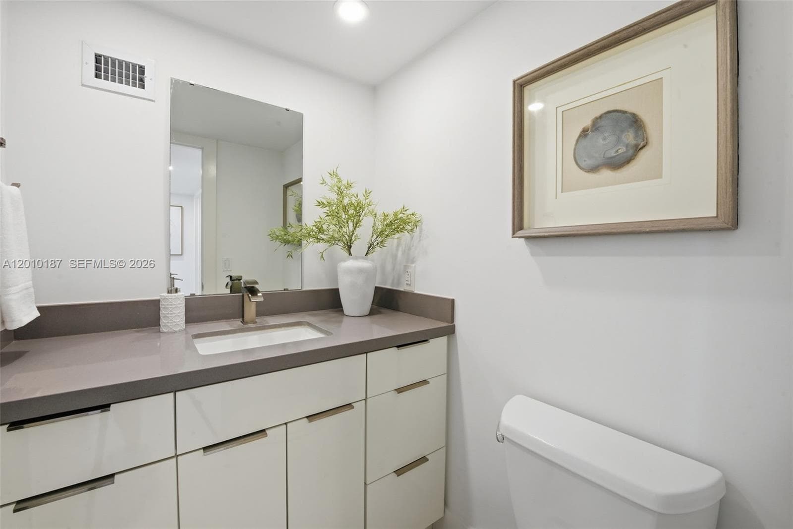 1180 Ocean Blvd 12F photo 19
