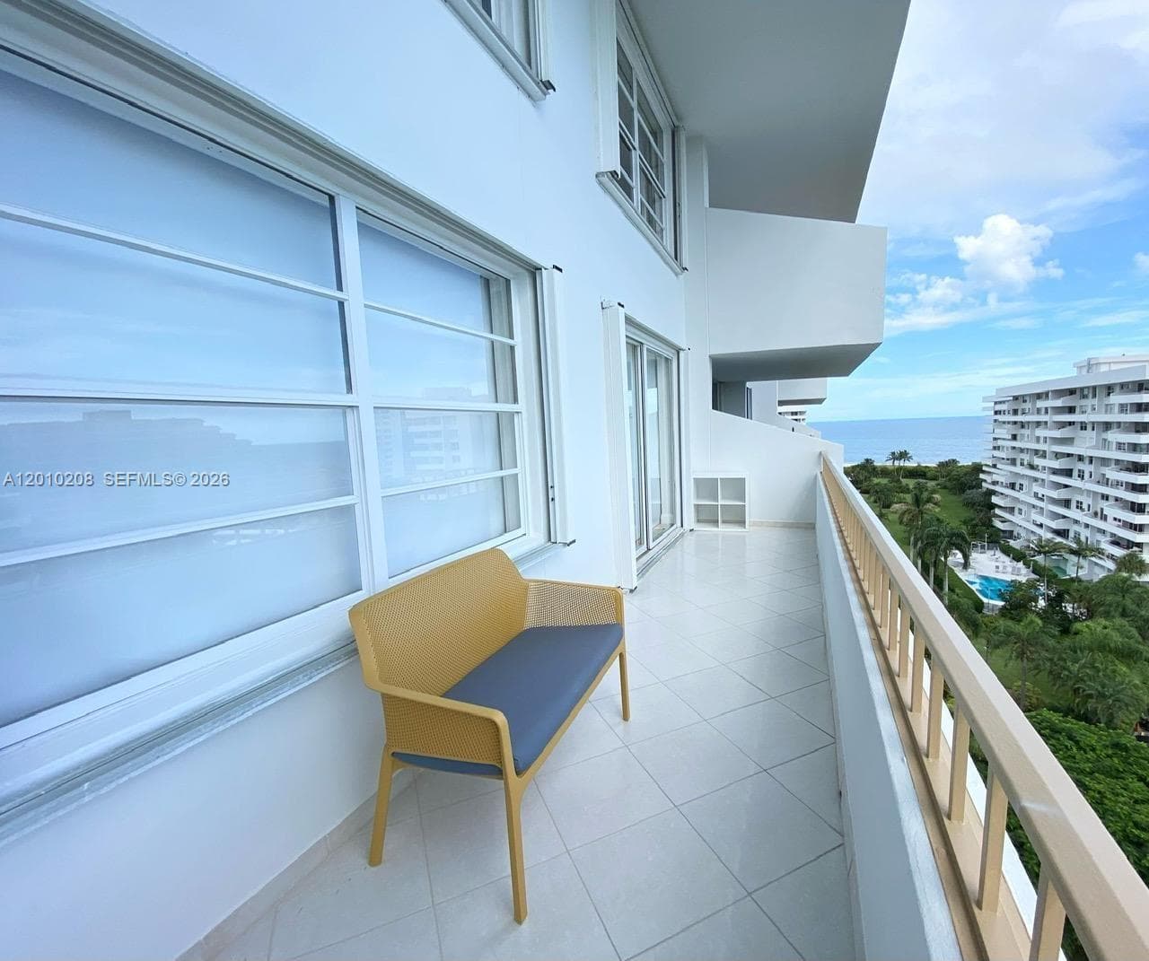 155 Ocean Lane Dr 1105 photo 2