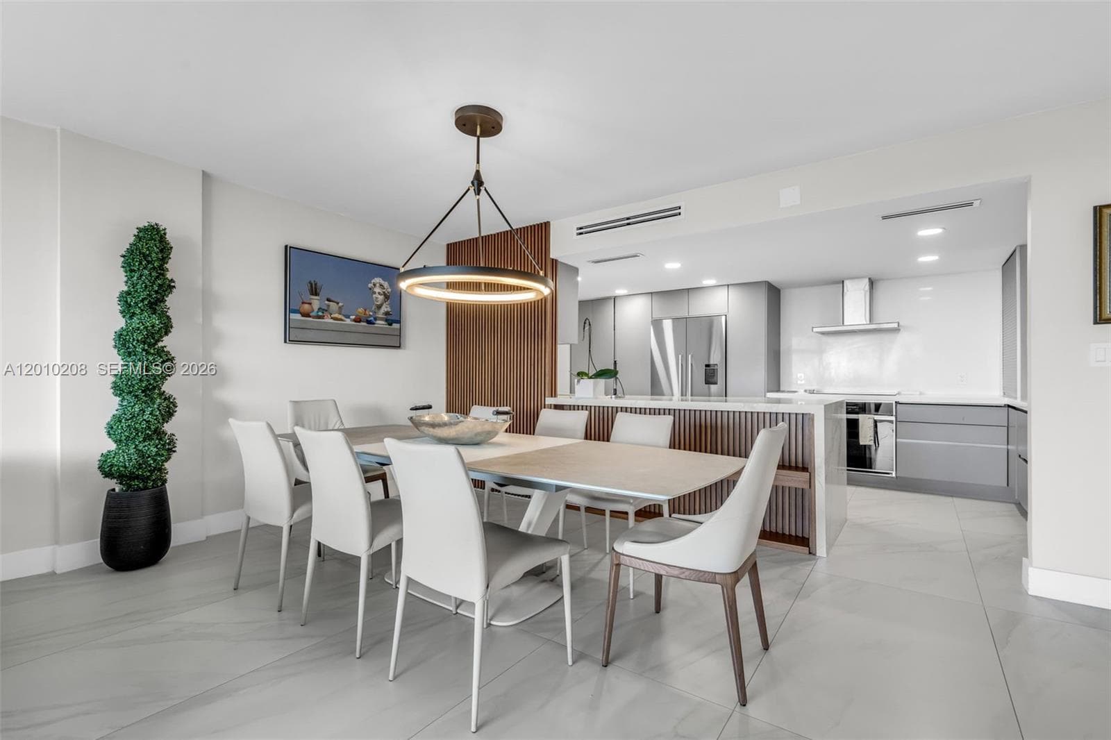 155 Ocean Lane Dr 1105 photo 8