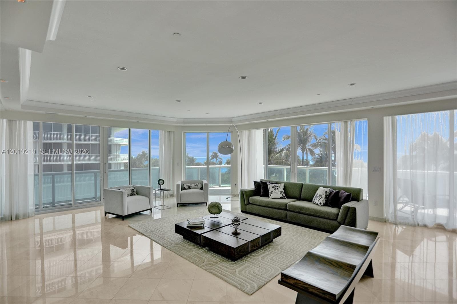 10101 Collins Ave 4E photo 9