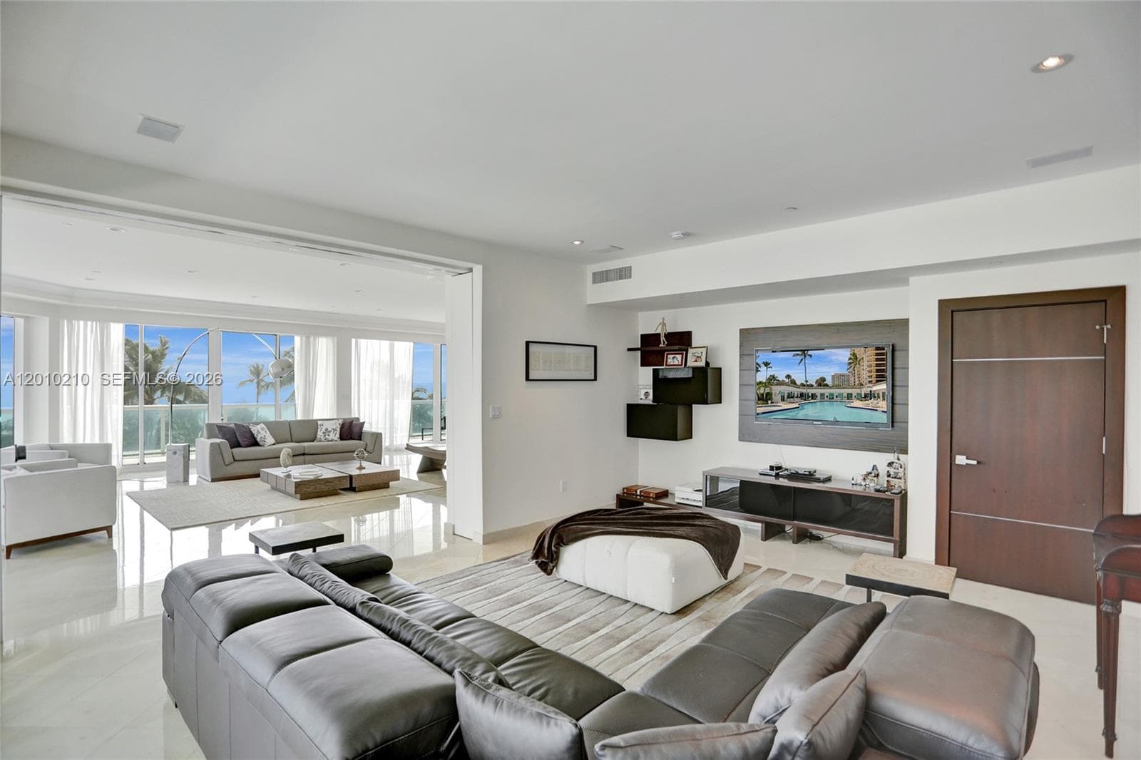 10101 Collins Ave 4E photo 14