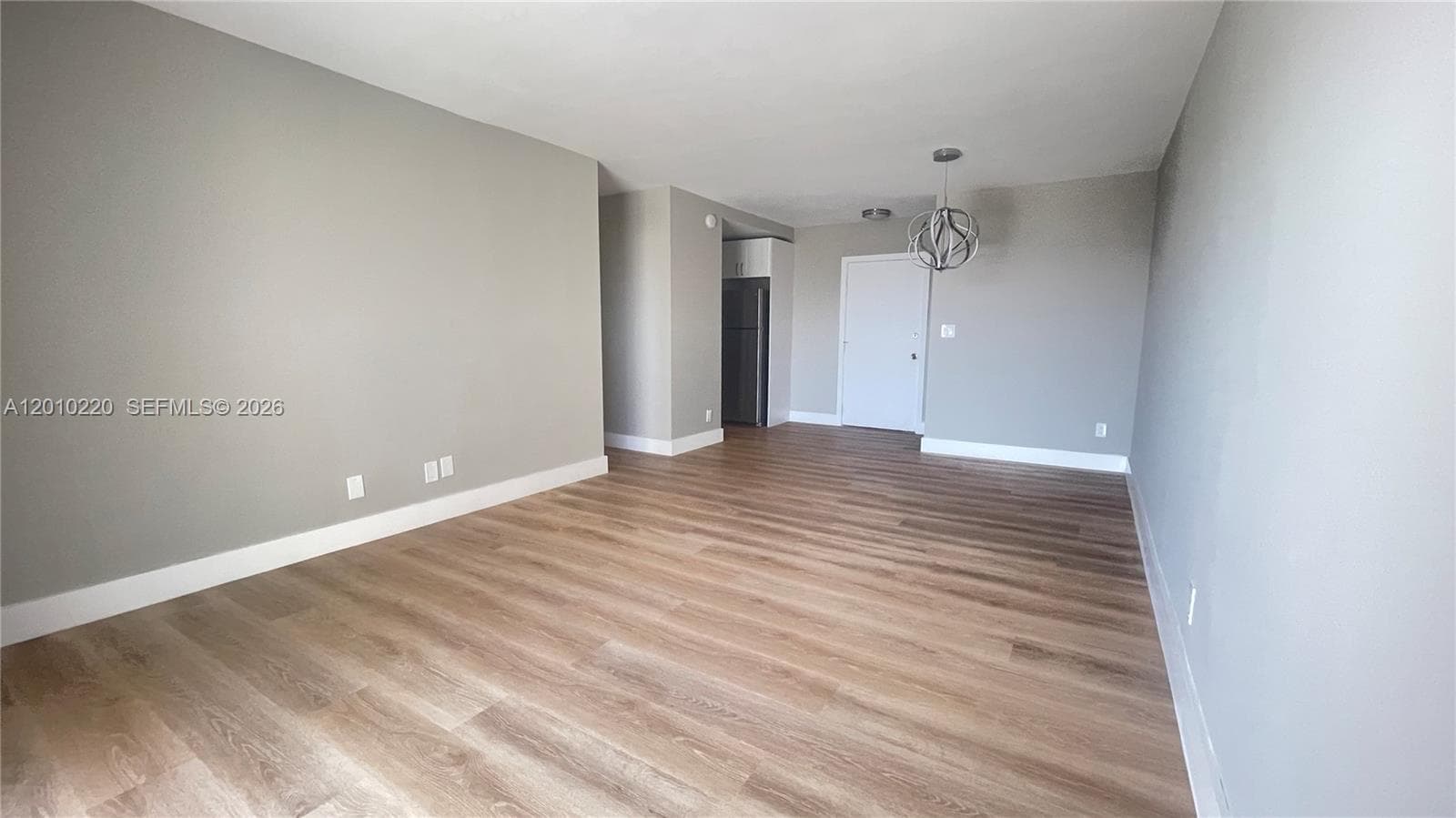 200 Birch Rd 402 photo 6