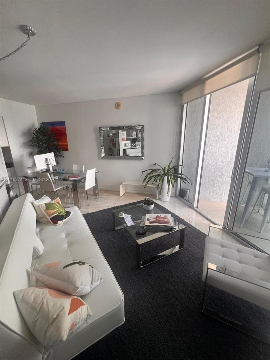475 Brickell Ave 4508 photo 17