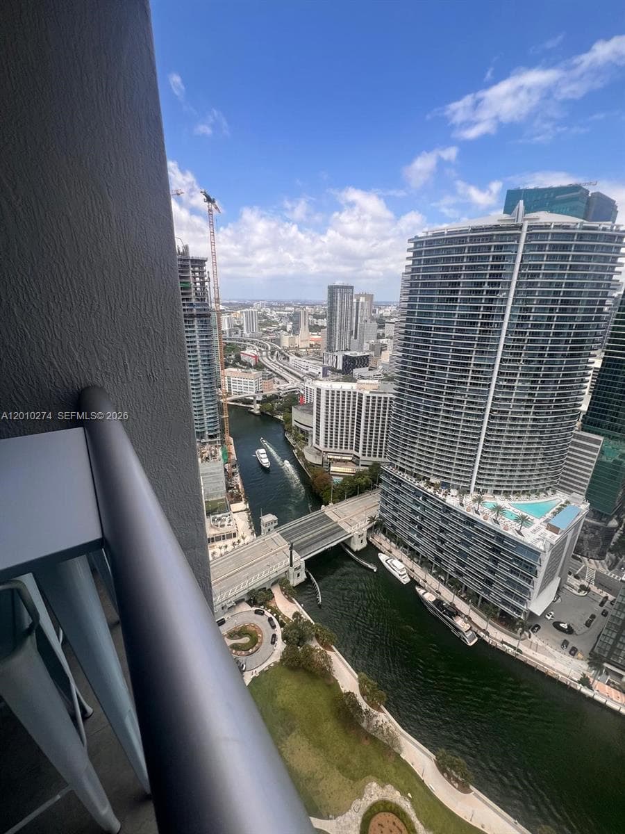 475 Brickell Ave 4508 photo 9