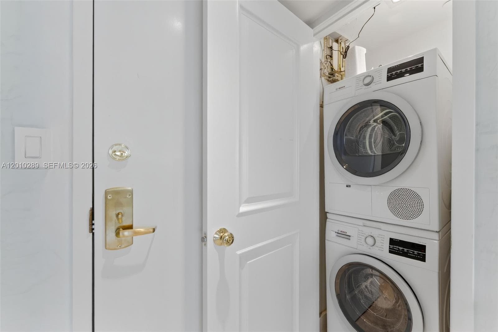 5225 Collins Ave 1519 photo 7