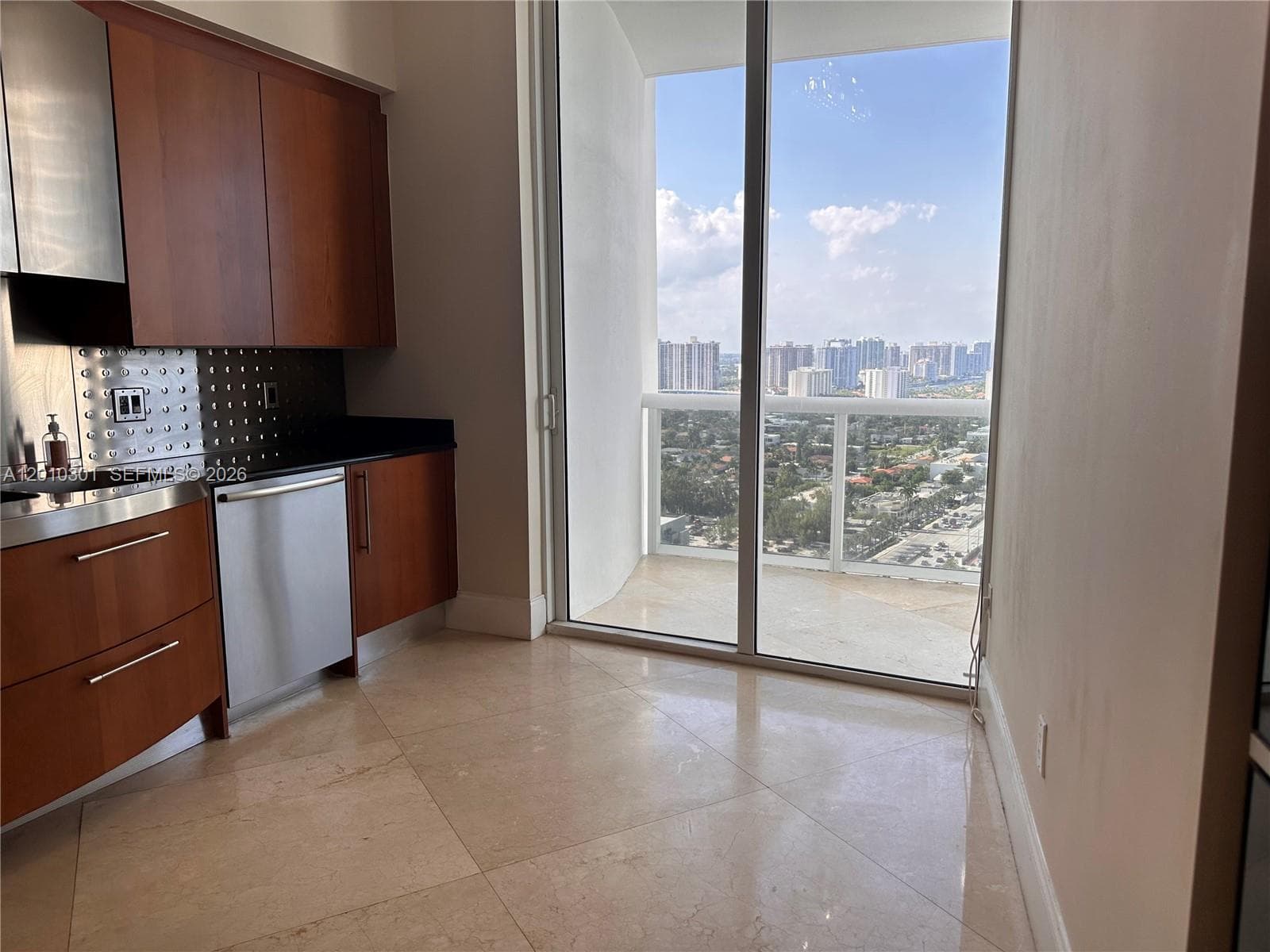 18101 Collins Ave 3602 photo 6
