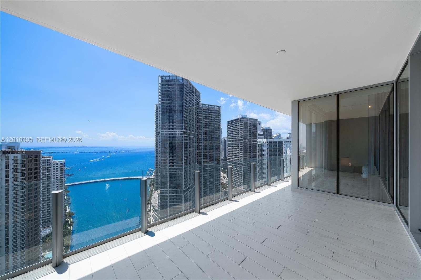 300 Biscayne Blvd Way 3503C photo 3