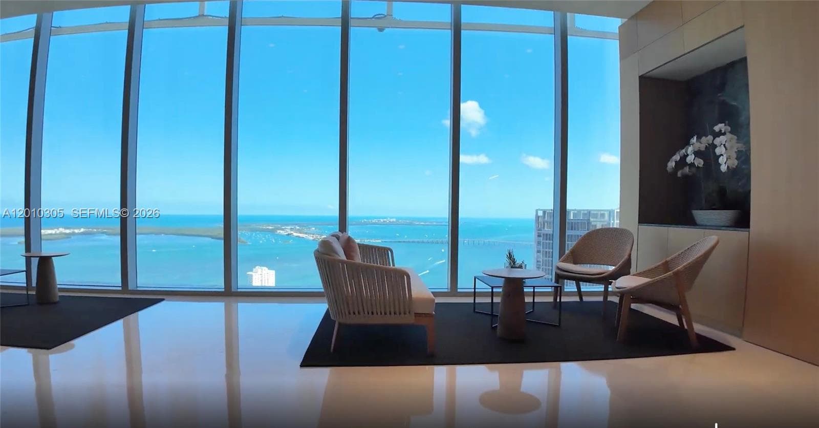 300 Biscayne Boulevard Way 3503C photo 3