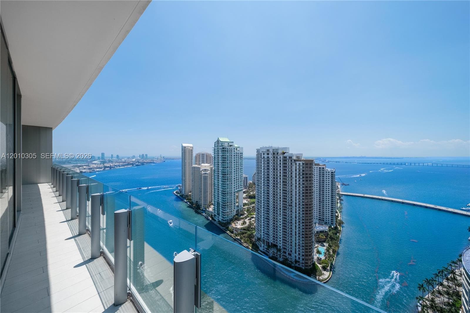 300 Biscayne Blvd Way 3503C photo 1