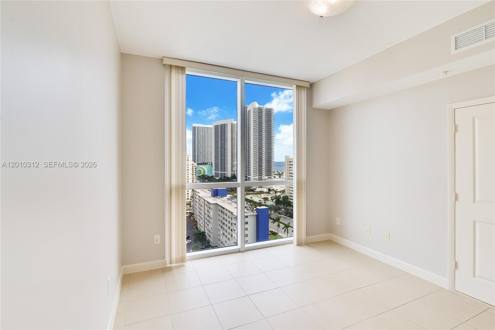 1945 S Ocean Dr 1609 photo 15
