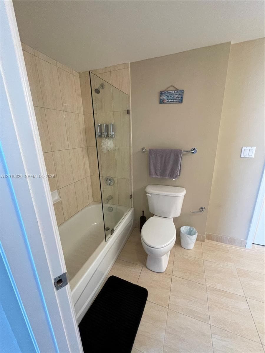 1750 Bayshore Dr 2802 photo 18