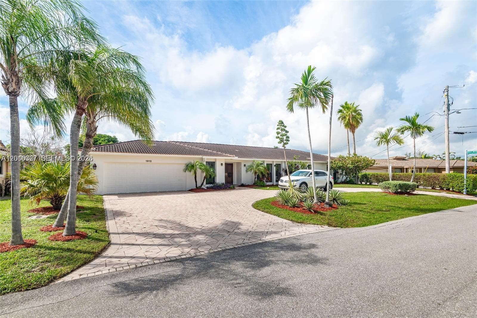 1912 Ocean Mist Dr photo 4