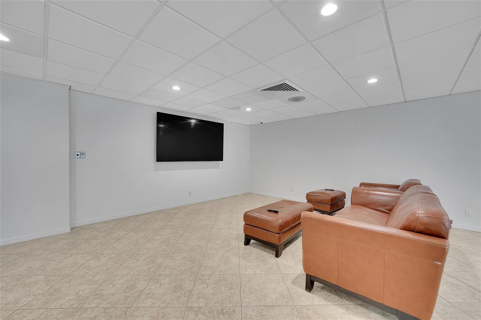 3550 Galt Ocean Drive 608 photo 23