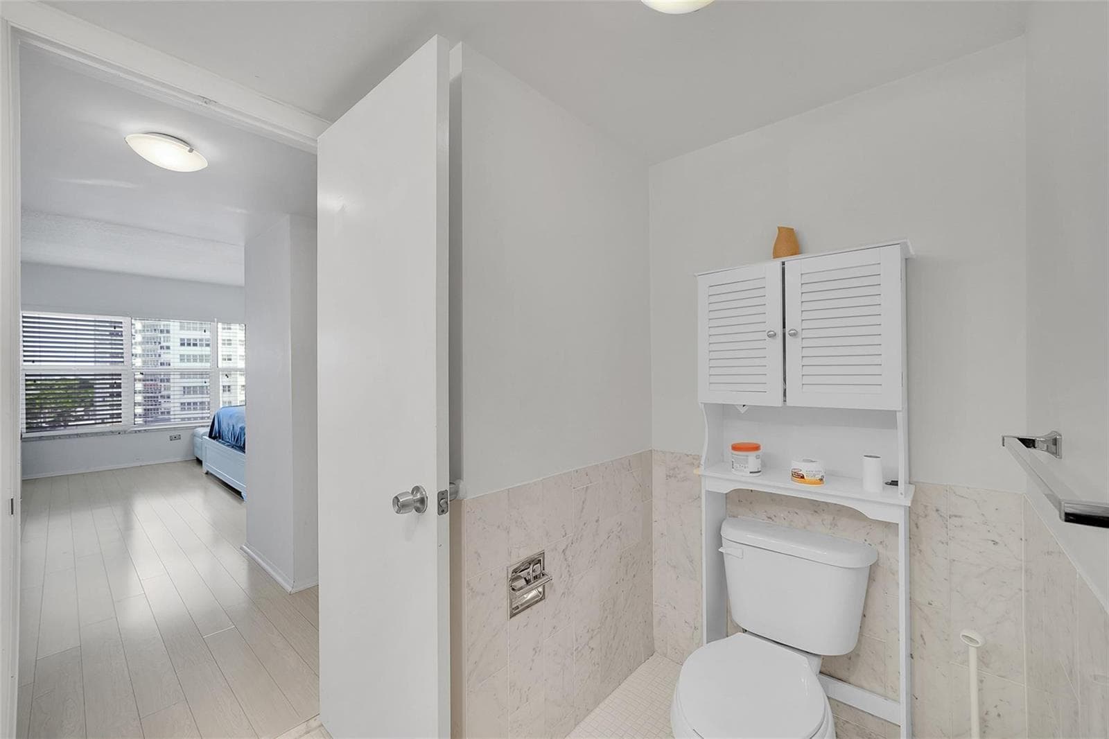 3550 Galt Ocean Drive 608 photo 13