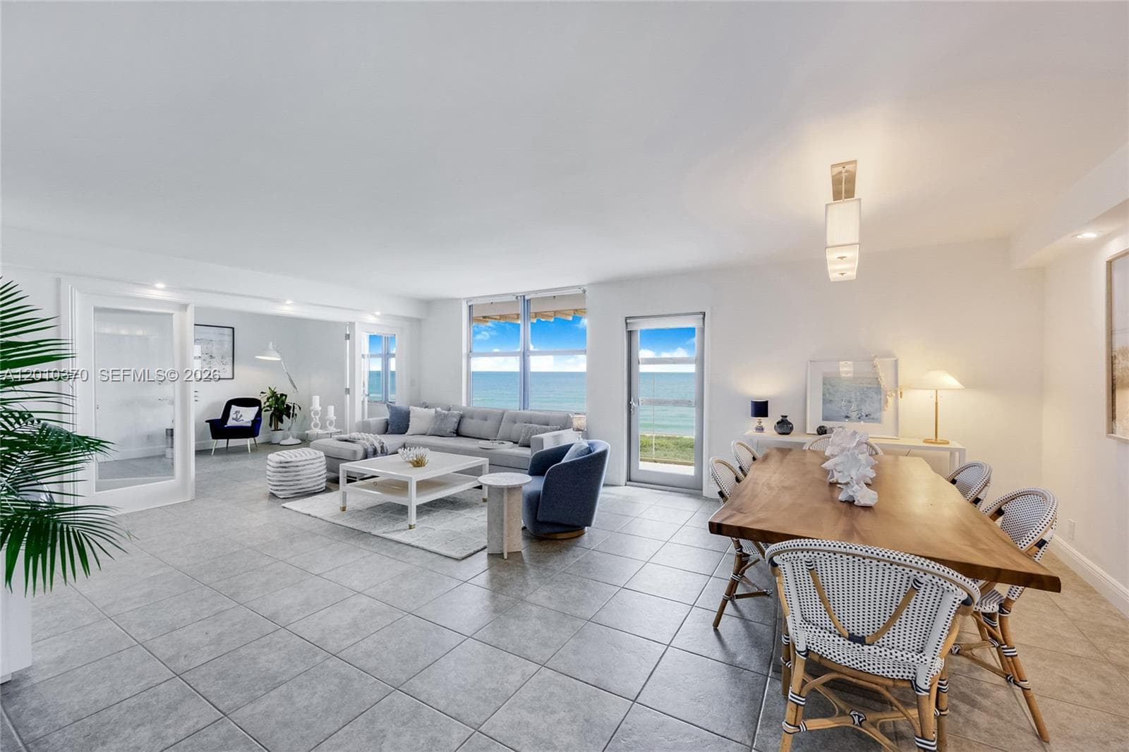 9225 Collins Ave 501 photo 2