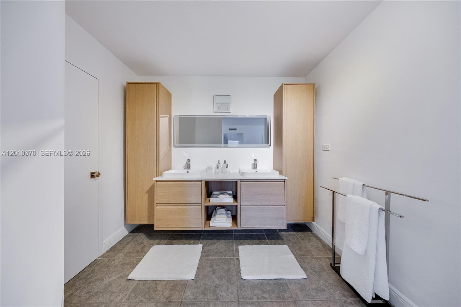 9225 Collins Ave 501 photo 8