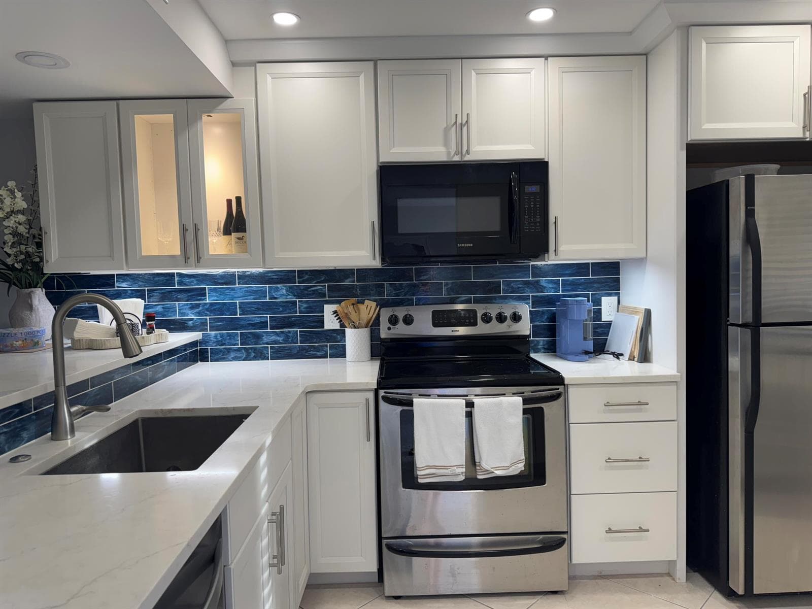 401 Ocean Bluffs Boulevard 303 photo 3