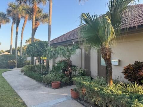 401 Ocean Bluffs Boulevard 303 photo 21