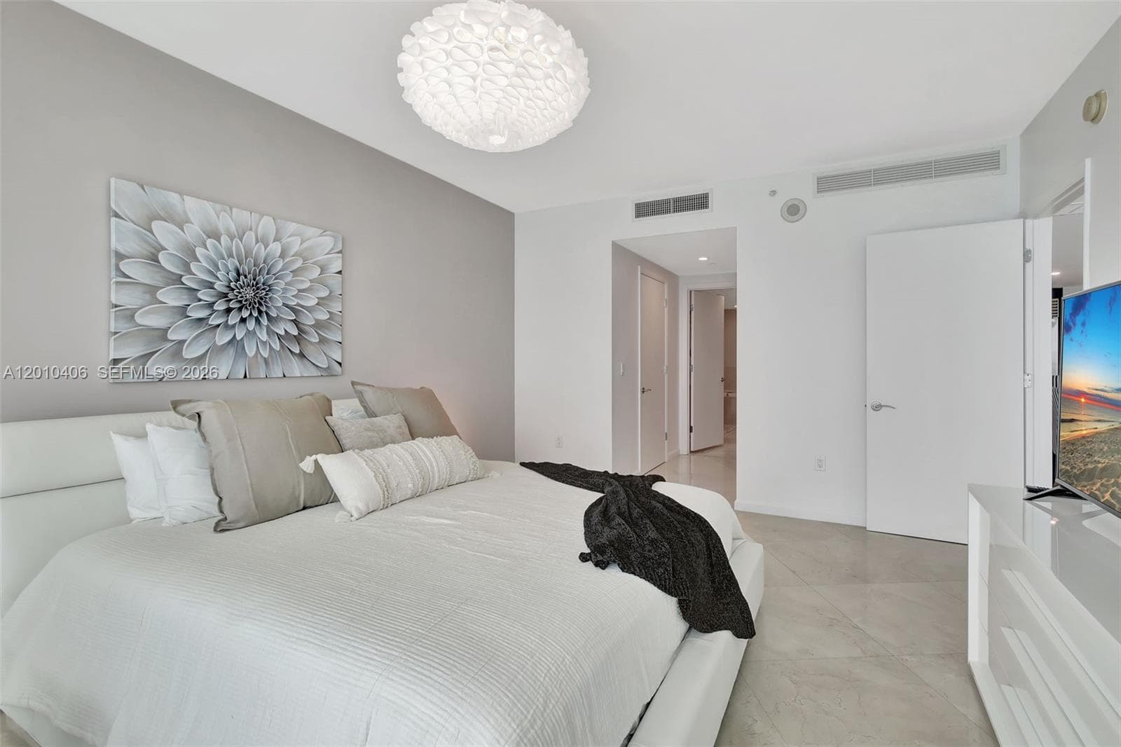17001 Collins Ave 3702 photo 17