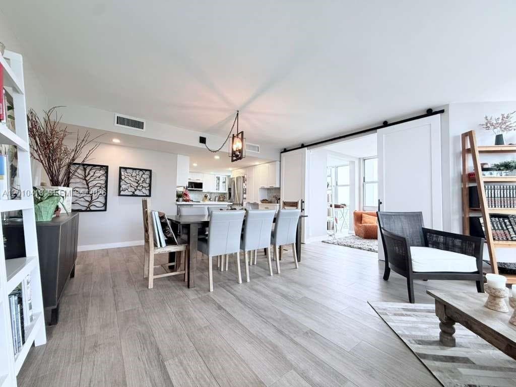 1901 Brickell Ave B1809 photo 2