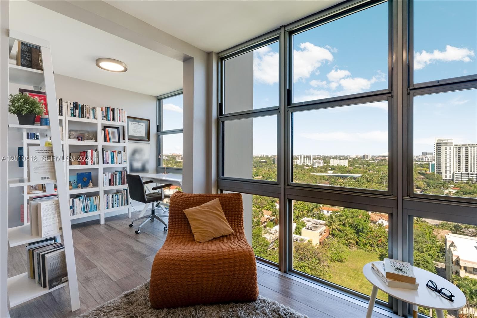 1901 Brickell Ave B1809 photo 14