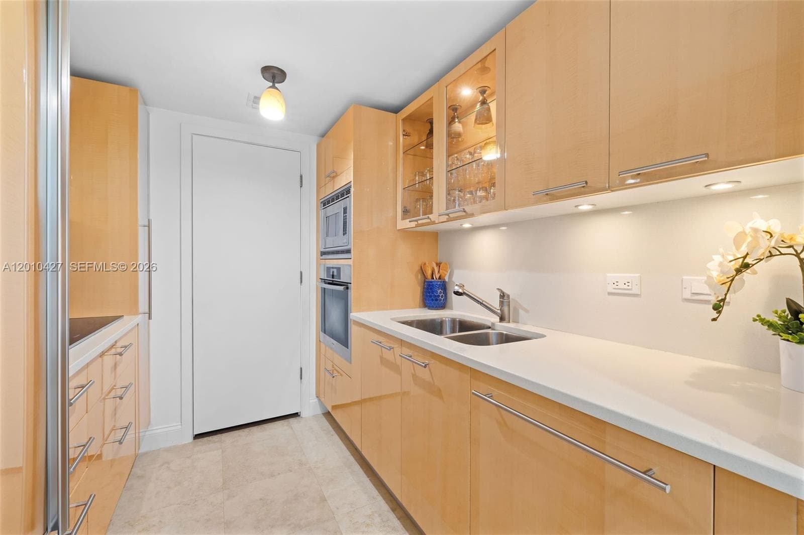6801 Collins Ave 1215 photo 14