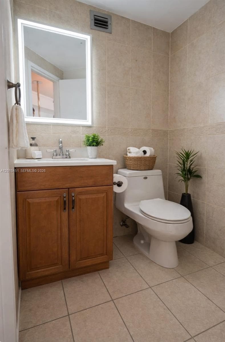 999 Brickell Bay Dr 805 photo 12