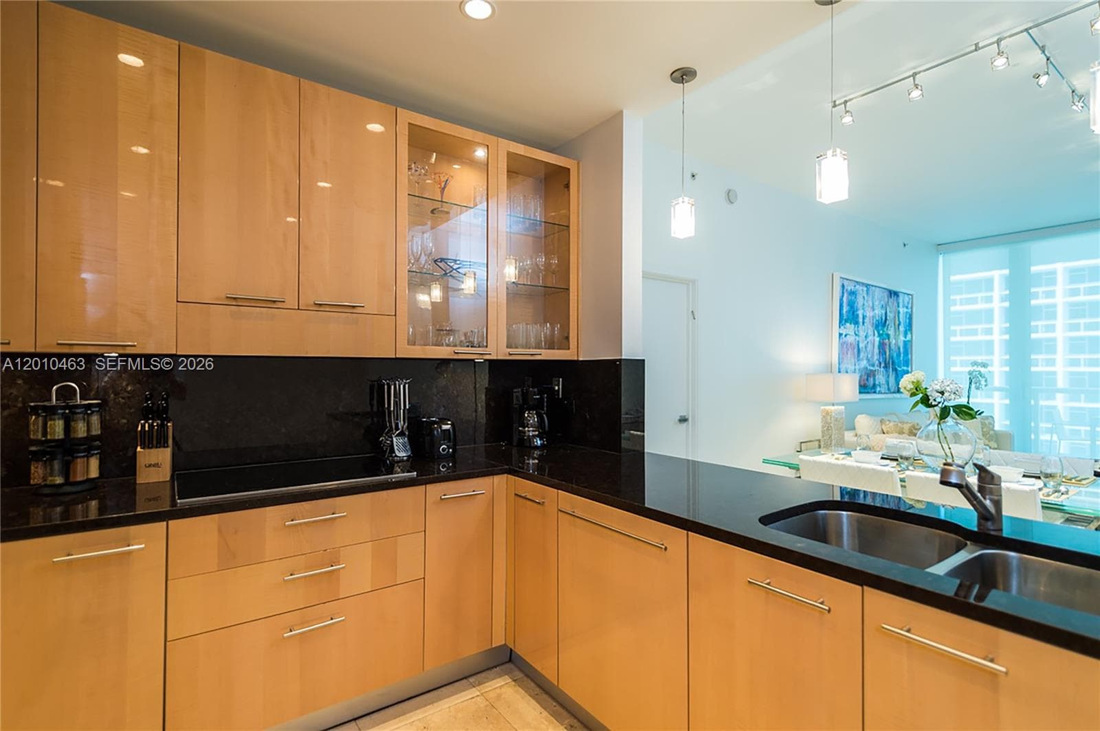 6799 Collins Ave 503 photo 4