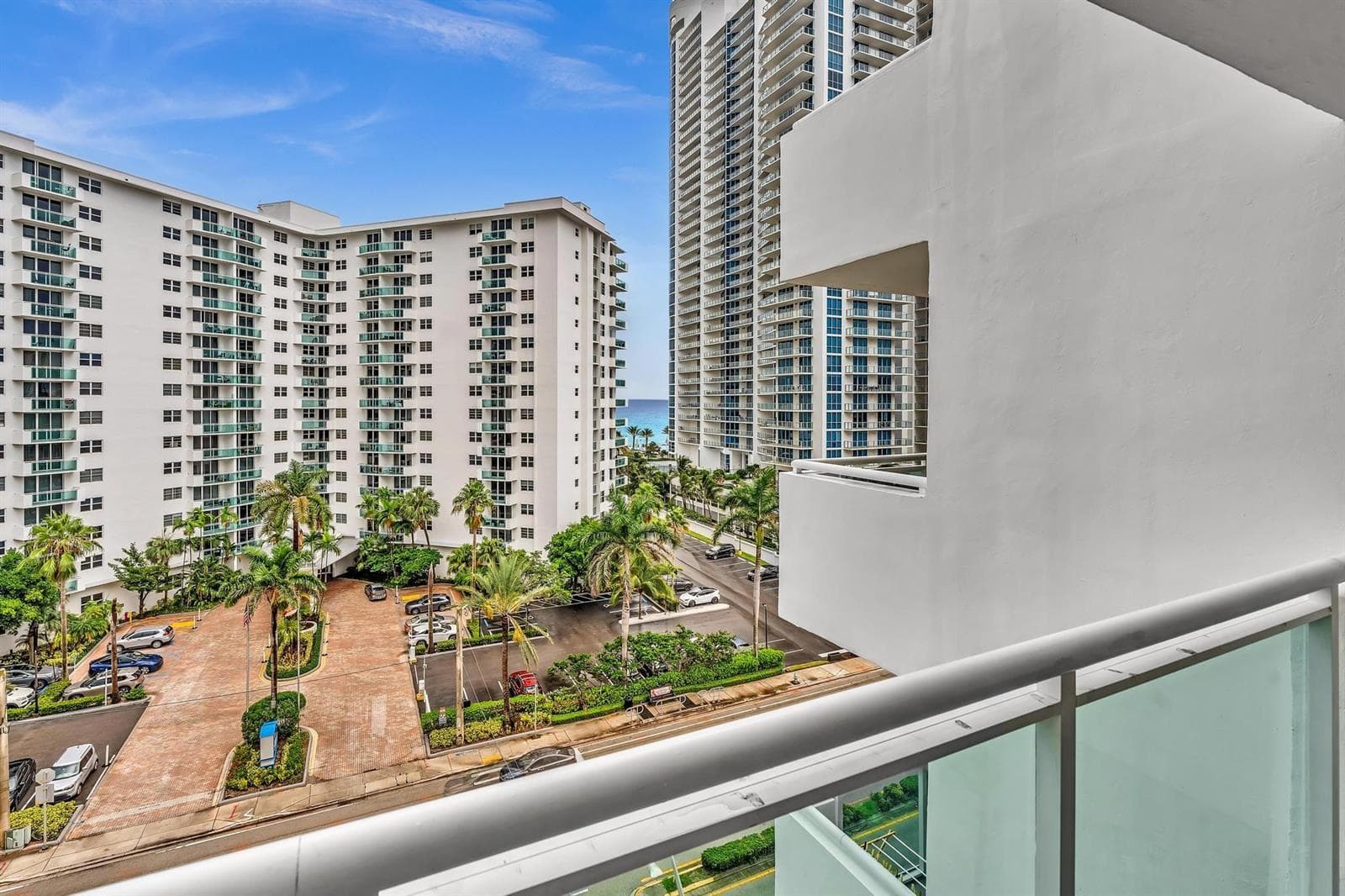 3000 S Ocean Drive 714 photo 23