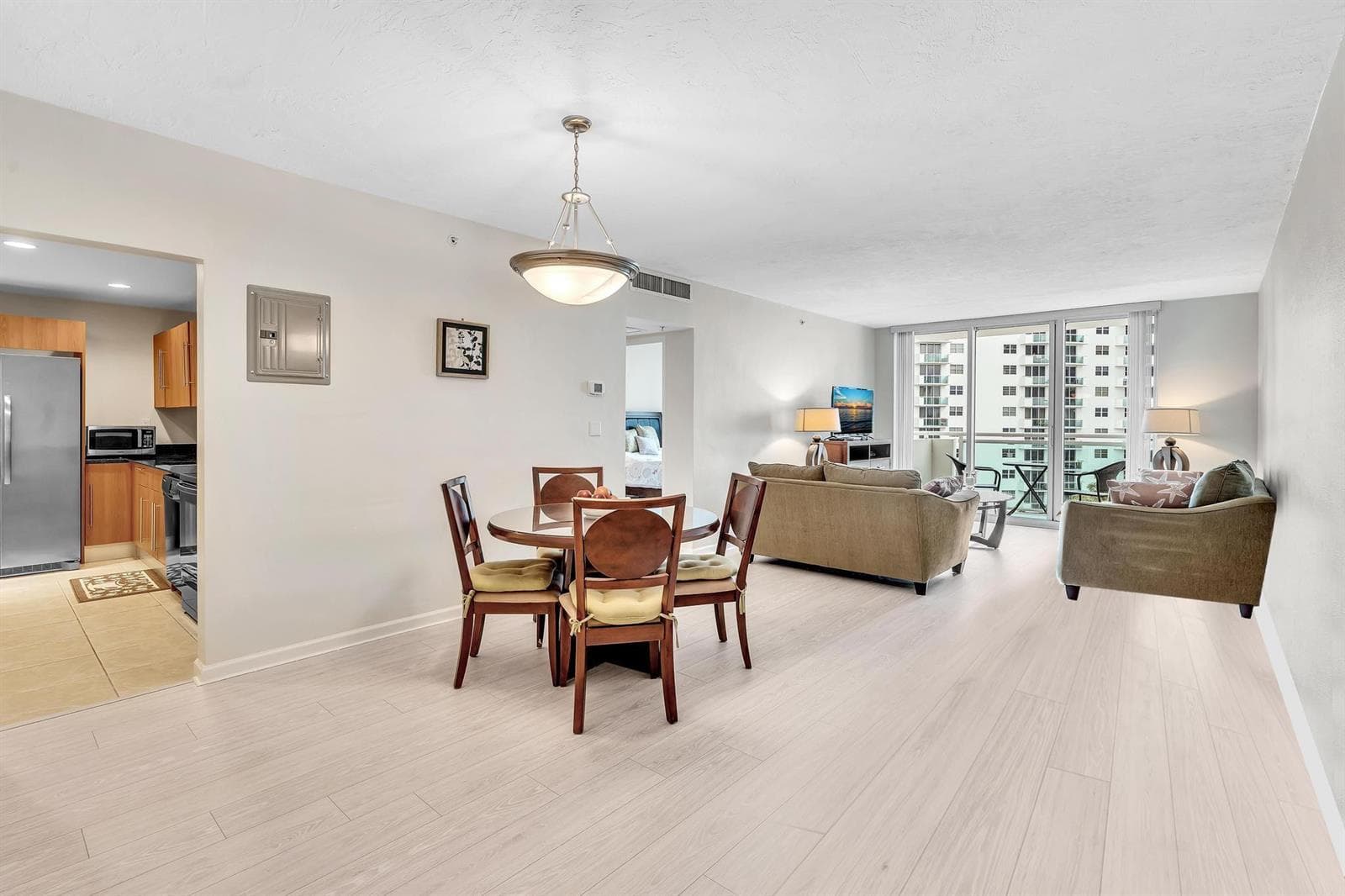 3000 S Ocean Drive 714 photo 12