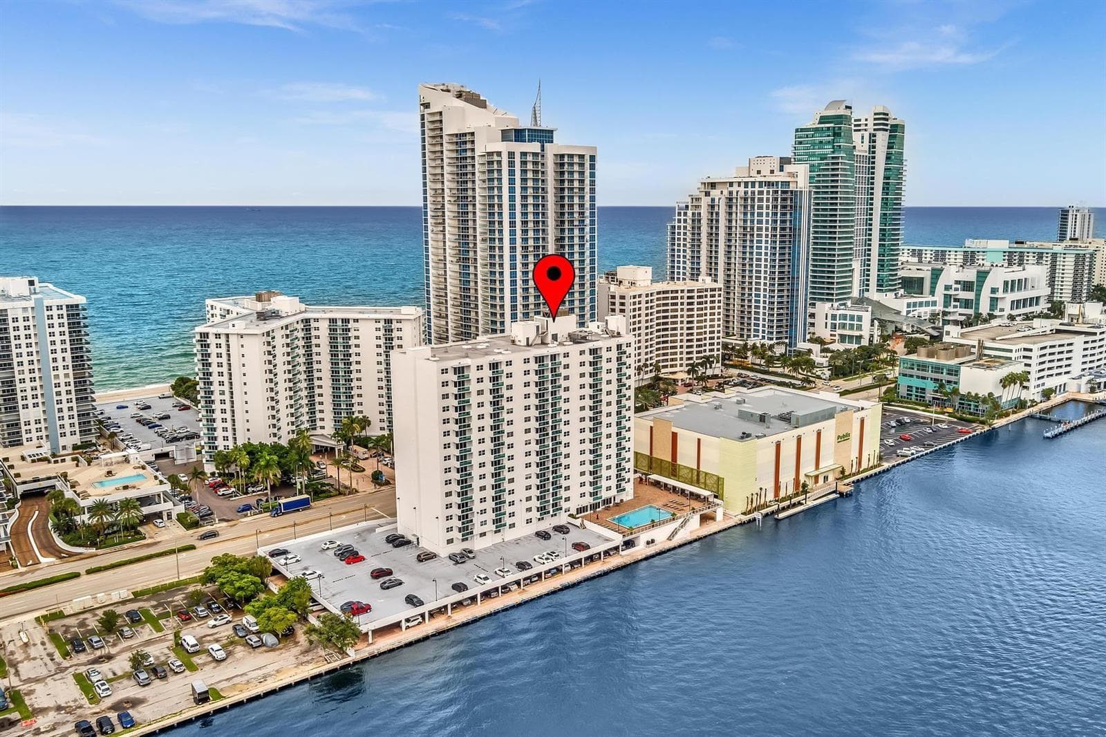 3000 S Ocean Drive 714 photo 1