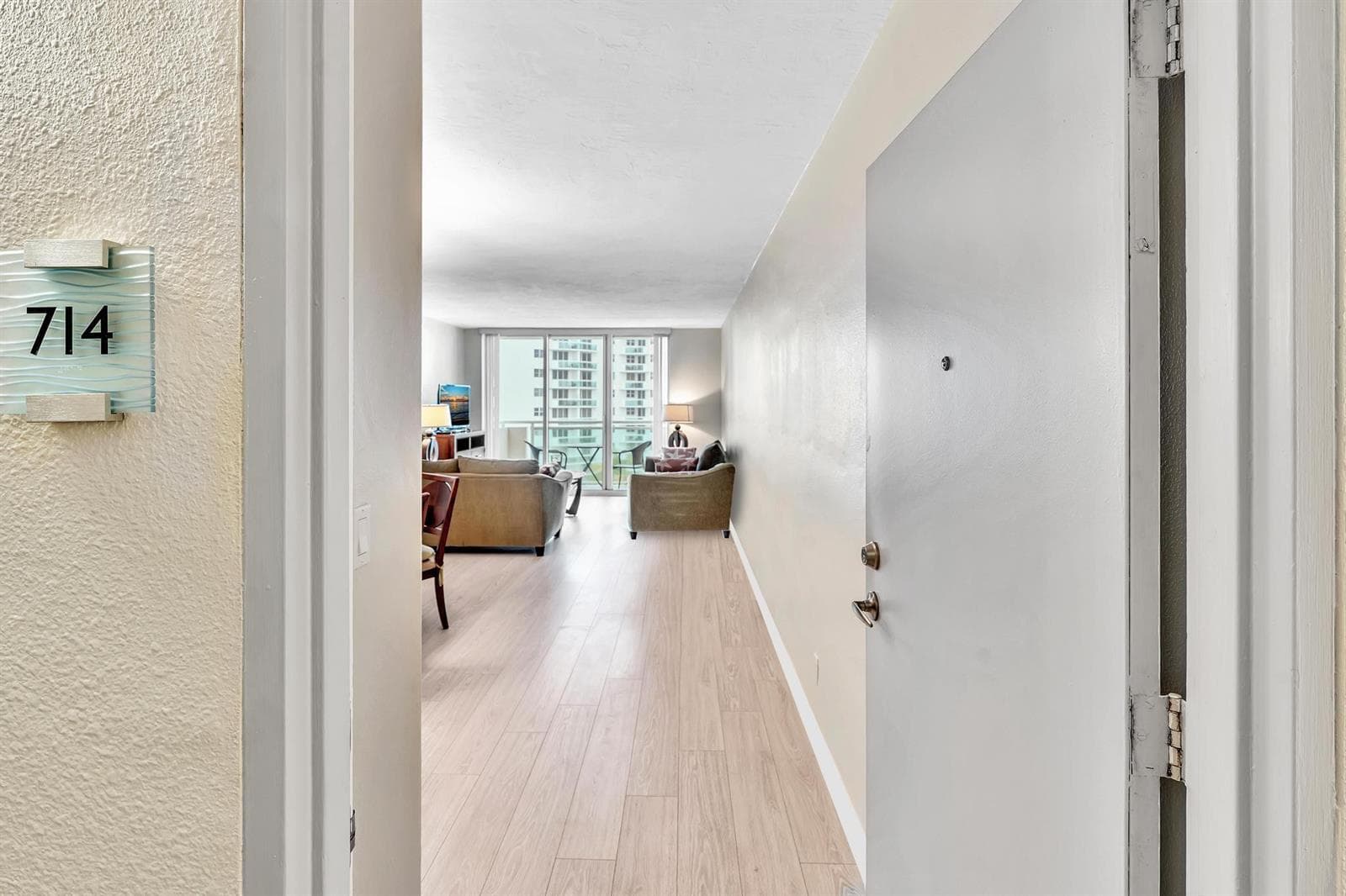 3000 S Ocean Drive 714 photo 11
