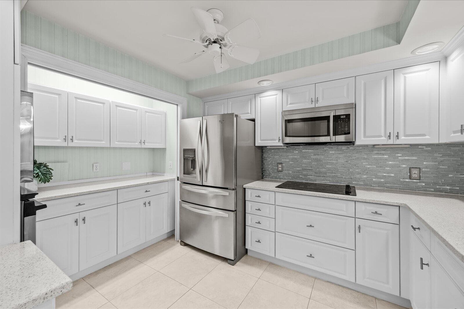 1903 Bay Road 206 photo 4