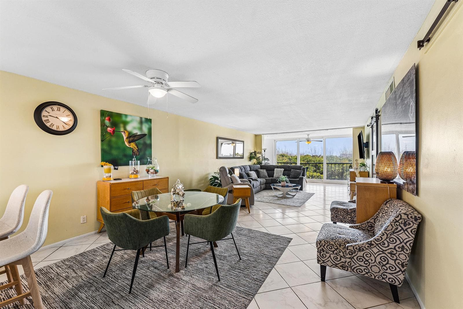 1631 Riverview Road 505 photo 4