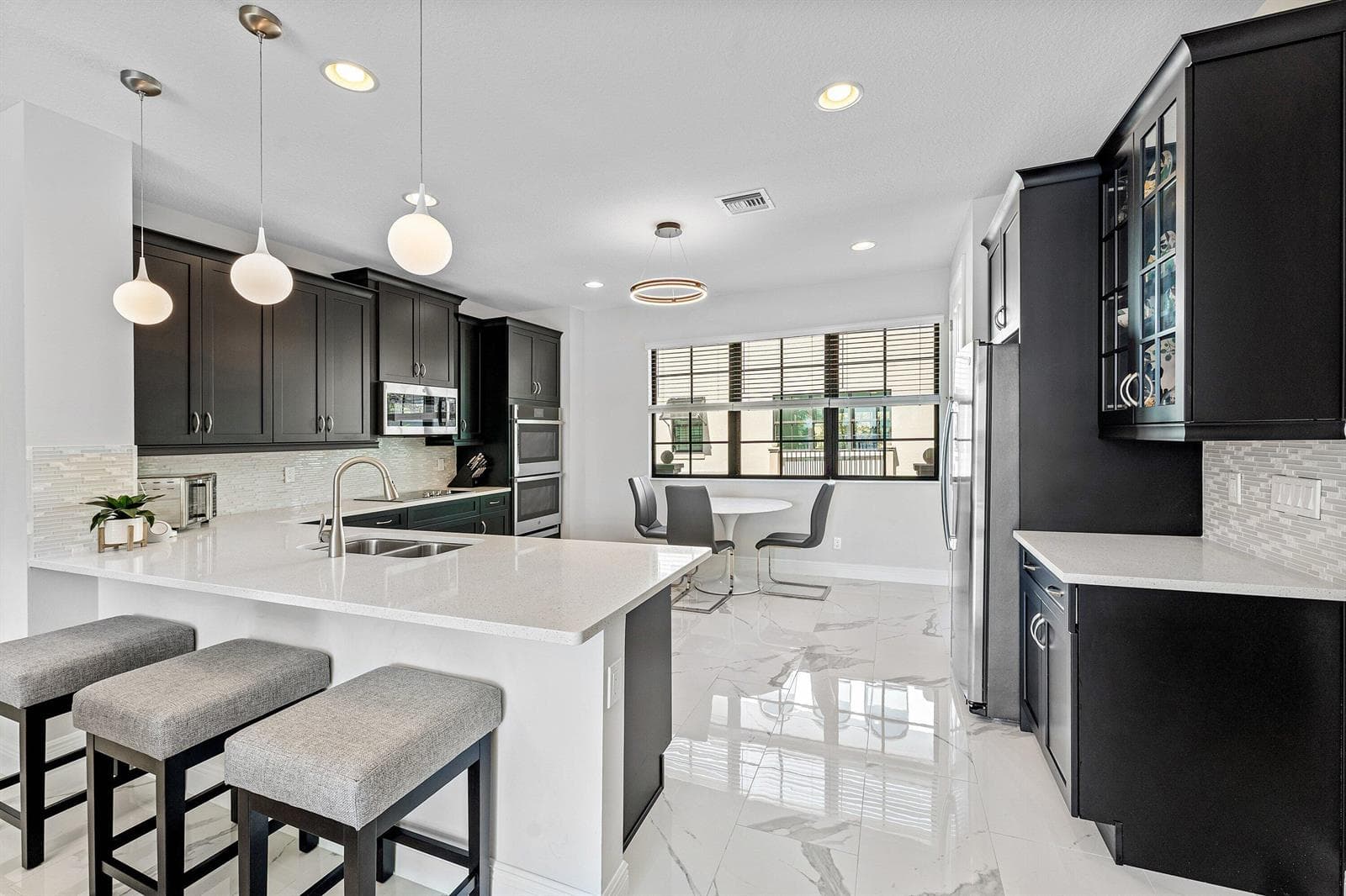 10 Windward Lane photo 16