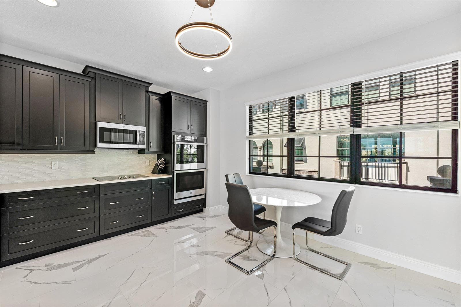10 Windward Lane photo 20