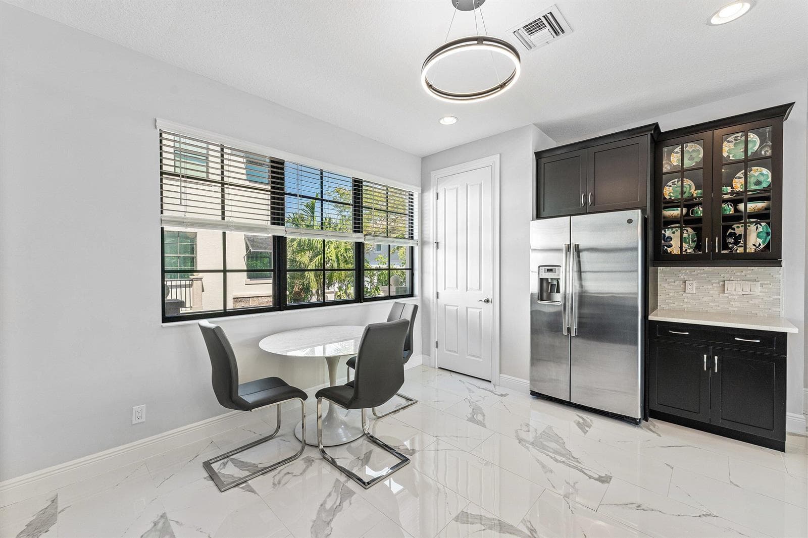 10 Windward Lane photo 21