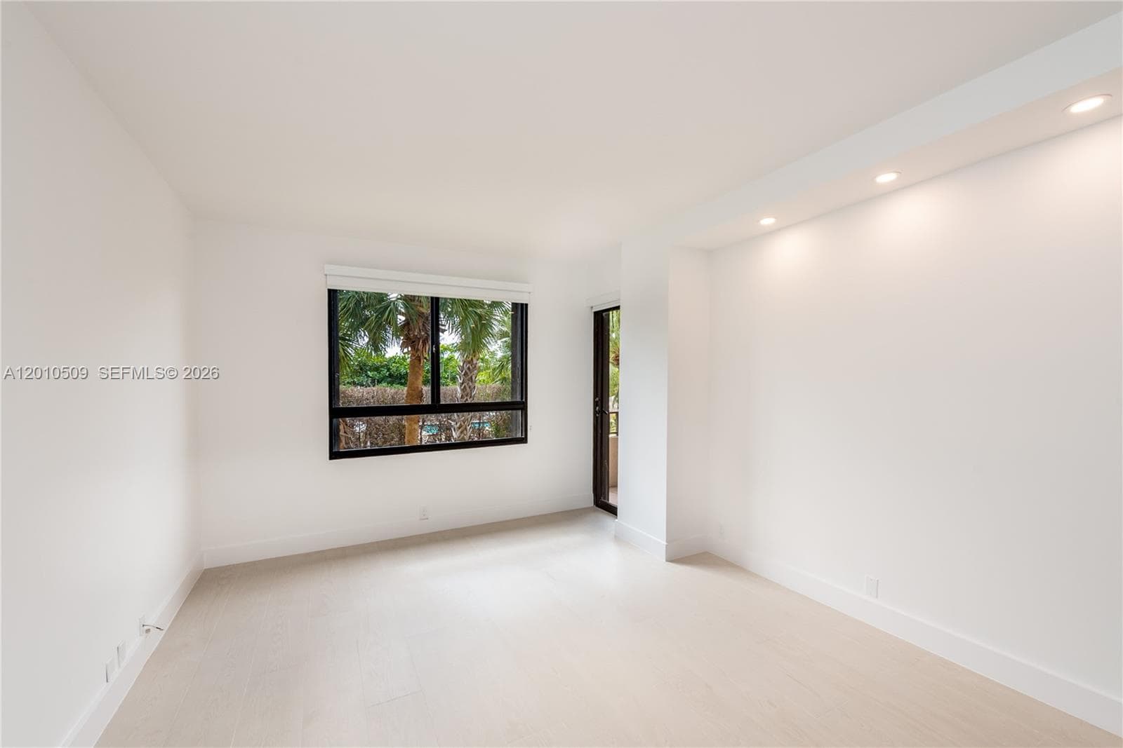 151 Crandon Blvd 241 photo 10