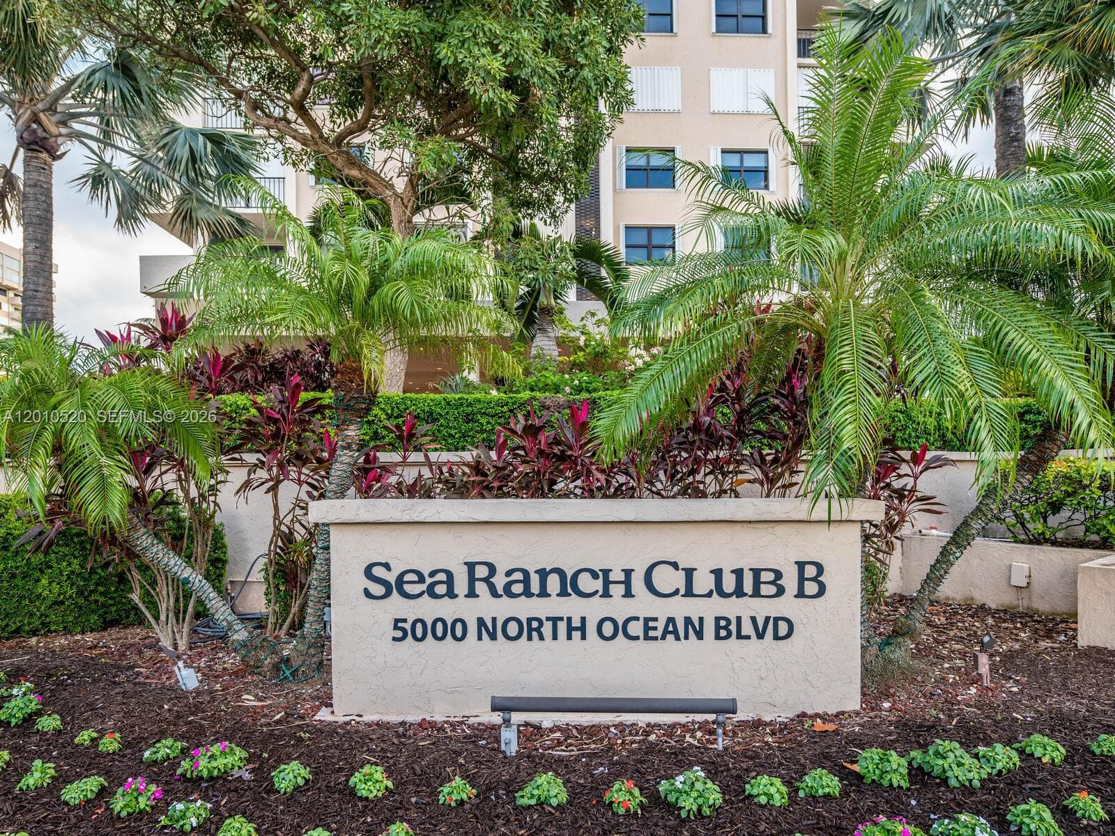 5000 Ocean Blvd 506 photo 3