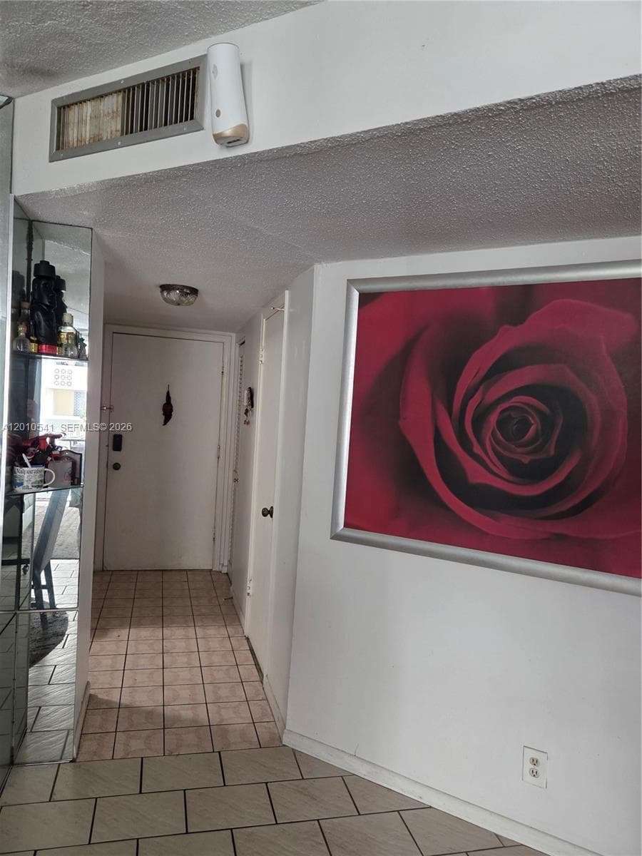 1817 S Ocean Dr 325 photo 12