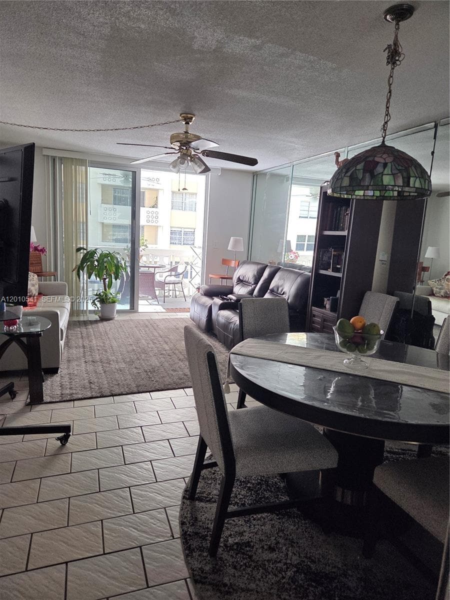 1817 S Ocean Dr 325 photo 7