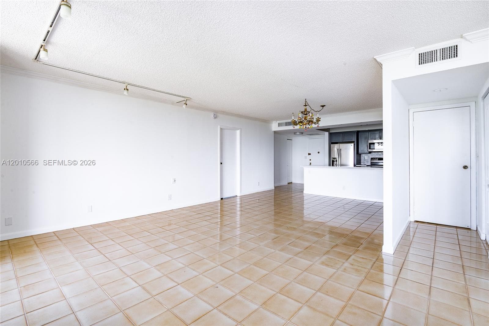 600 Three Islands Blvd 402 photo 12