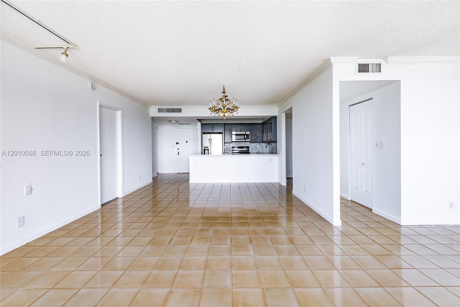 600 Three Islands Blvd 402 photo 11
