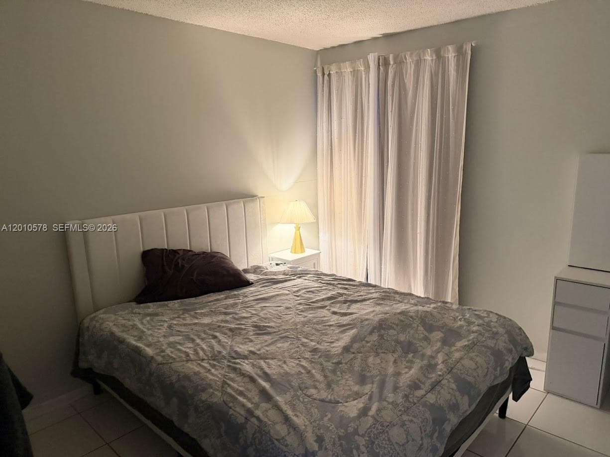2420 Diana Dr 302 photo 19