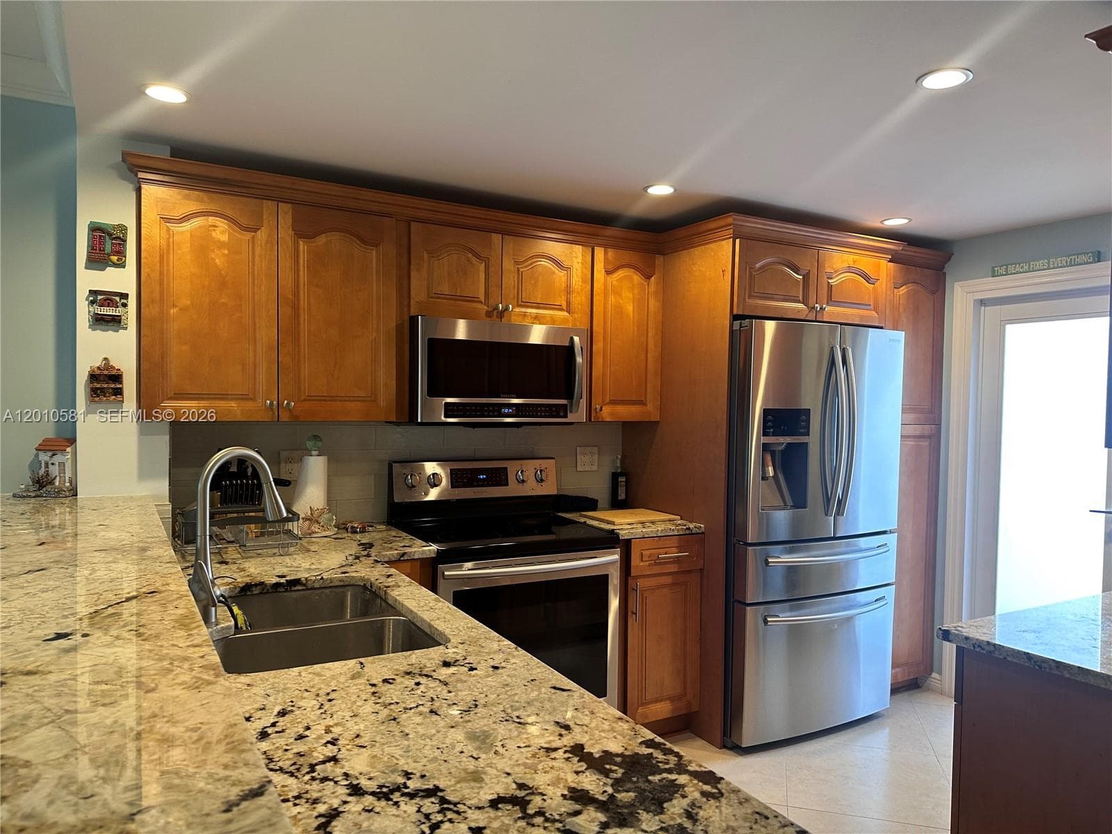 750 Ocean Blvd 310 photo 4