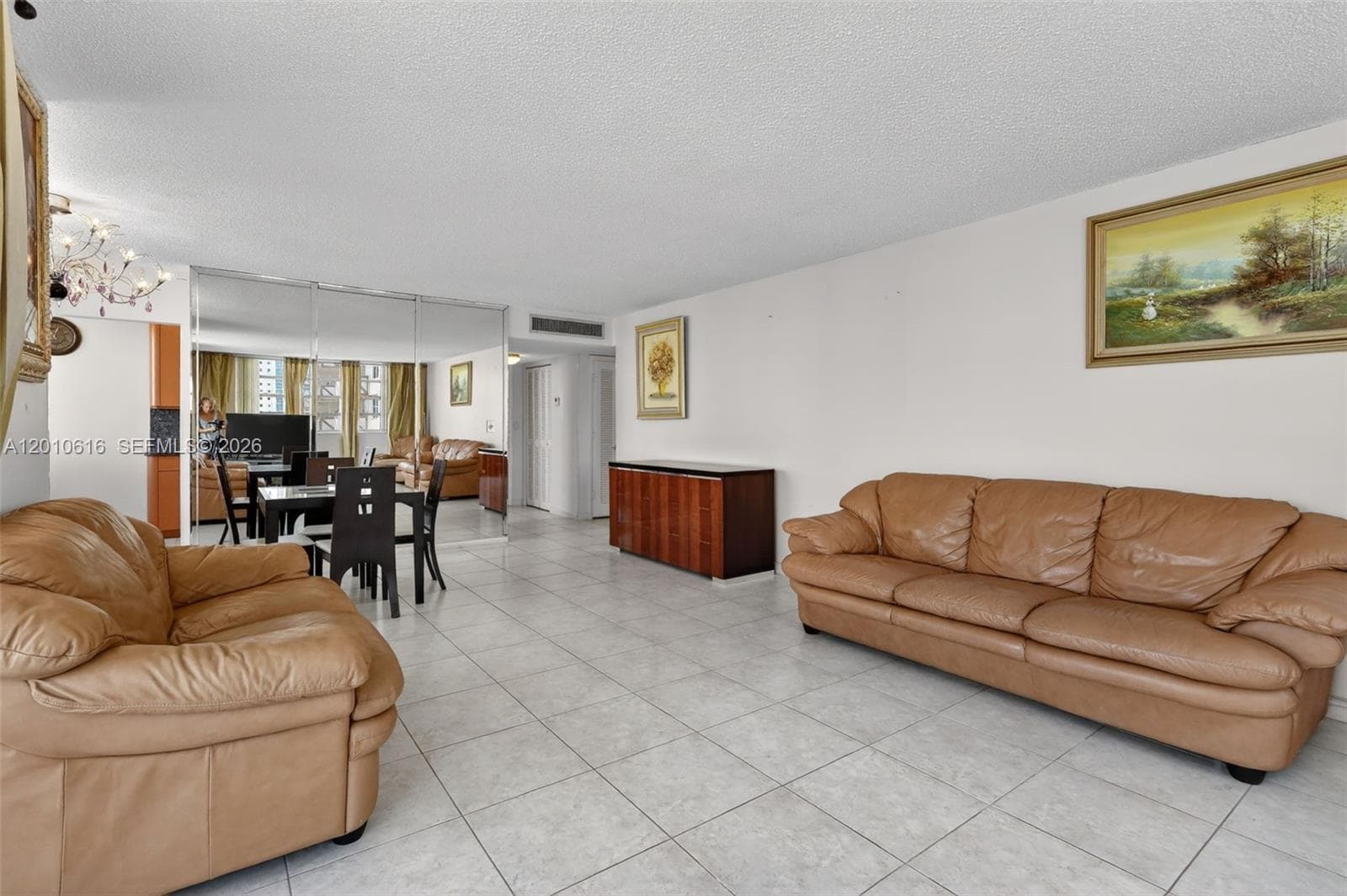 1849 Ocean Dr 1402 photo 6