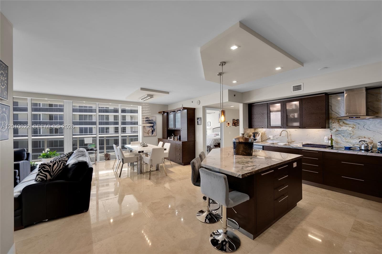1800 Ocean Dr 2205 photo 7