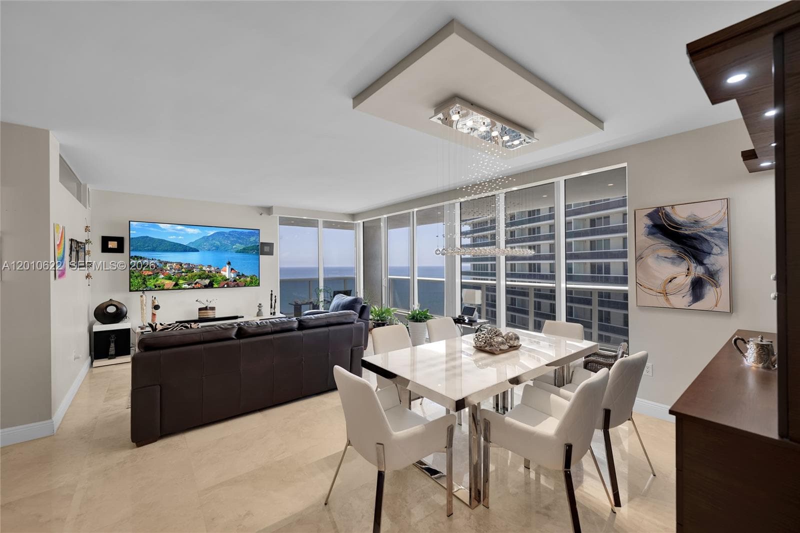 1800 Ocean Dr 2205 photo 5